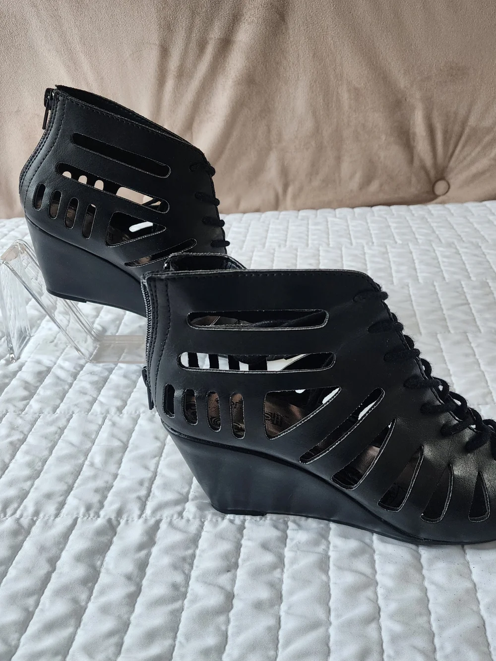 Brash Black Caged Gladiator Lace-Up Wedge Sandals Size 8